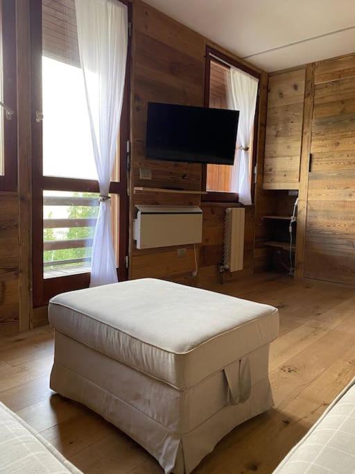 Incantevole Appartamento Stile Chalet Breuil Cervinia Exterior foto